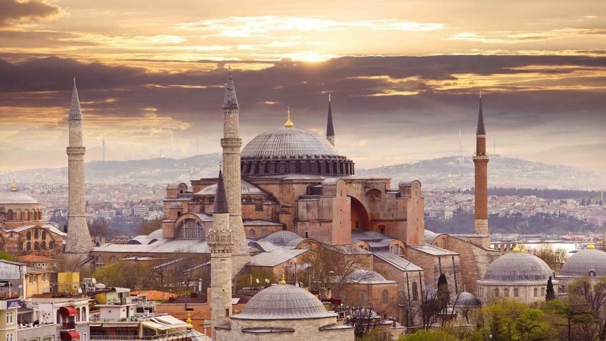 チャーム ホテル イスタンブール エクステリア 写真